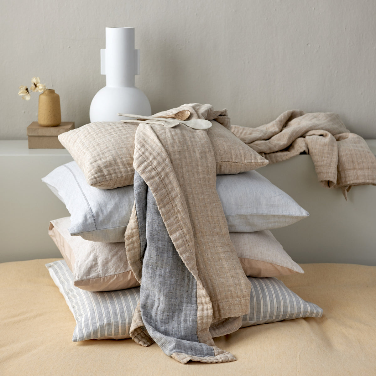 PURE 45 bedsprei | brick dust